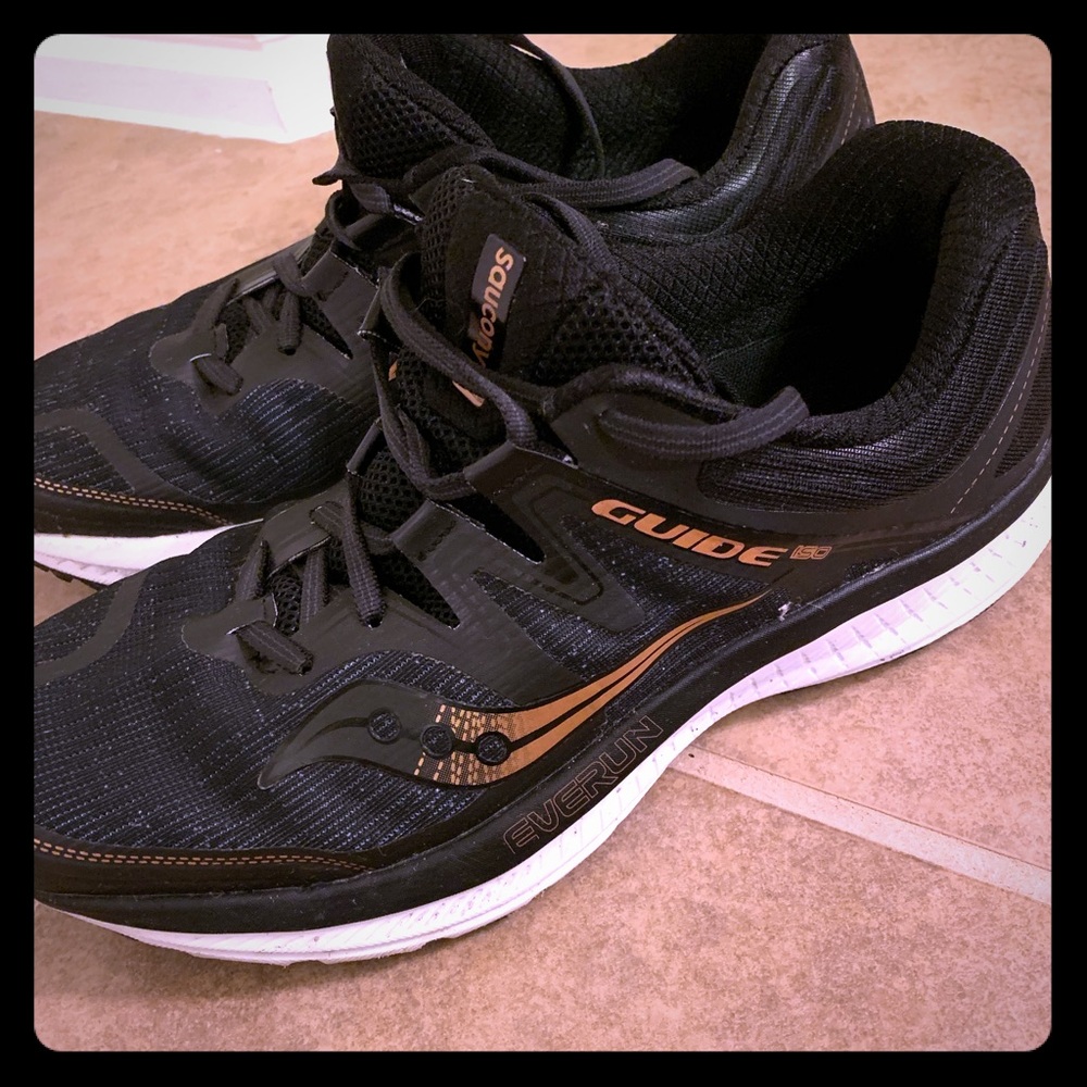 Saucony Guide ISO Women’s size 10 running shoes